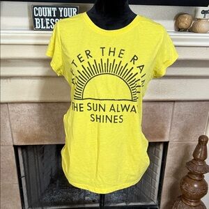 Wound Up Yellow Graphic Tee - After the Rain Design